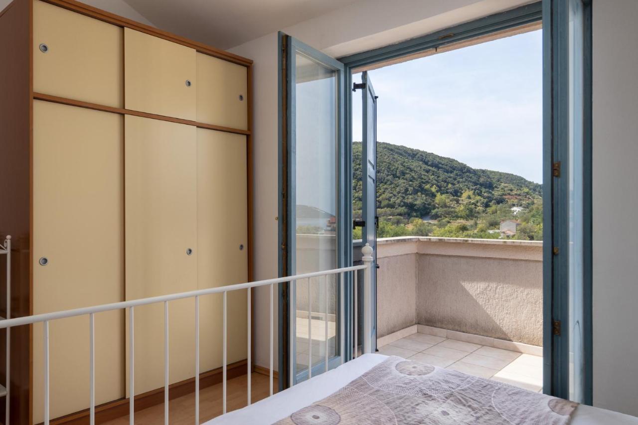 Apartment Doris Supetarska Draga Luaran gambar