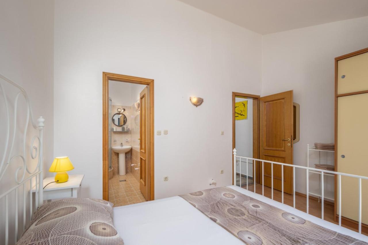 Apartment Doris Supetarska Draga Luaran gambar